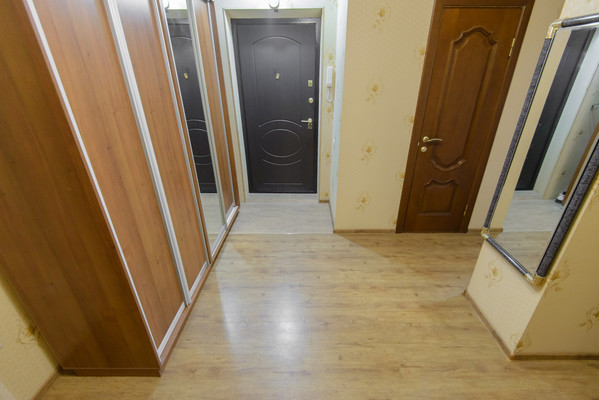 Продам двухкомнатную (2-комн.) квартиру, Извилистая ул, 11/1, Ростов-на-Дону г