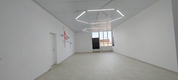 Продам торговое помещение 309,7 м2, К. Пахарь ул, 73б/6, Кавказская ст-ца