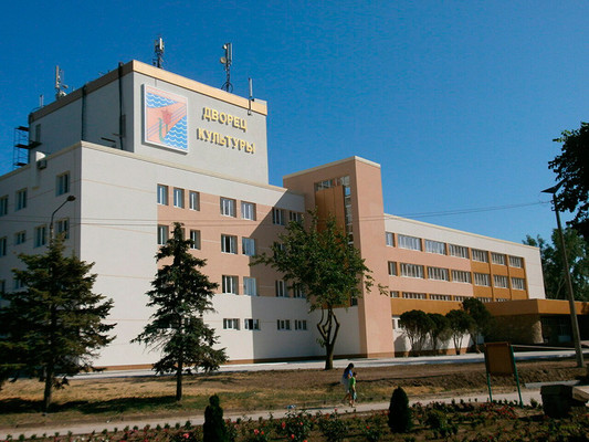 Продам трехкомнатную (3-комн.) квартиру, 1 мкр, 25, Красноперекопск г