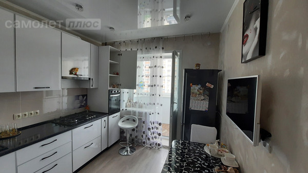 Продам однокомнатную (1-комн.) квартиру, С.Жилина ул, 4, Медведево пгт