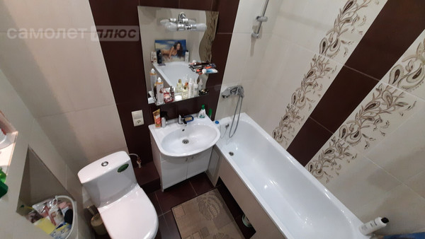 Продам однокомнатную (1-комн.) квартиру, С.Жилина ул, 4, Медведево пгт