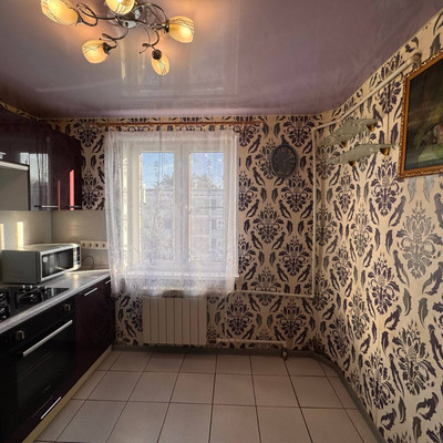 Продам трехкомнатную (3-комн.) квартиру, 14, Рыбное п