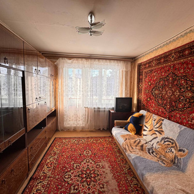 Продам трехкомнатную (3-комн.) квартиру, 14, Рыбное п