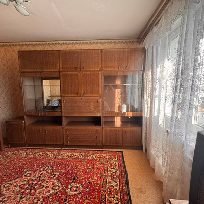 Продам трехкомнатную (3-комн.) квартиру, 14, Рыбное п