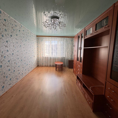 Продам трехкомнатную (3-комн.) квартиру, 14, Рыбное п