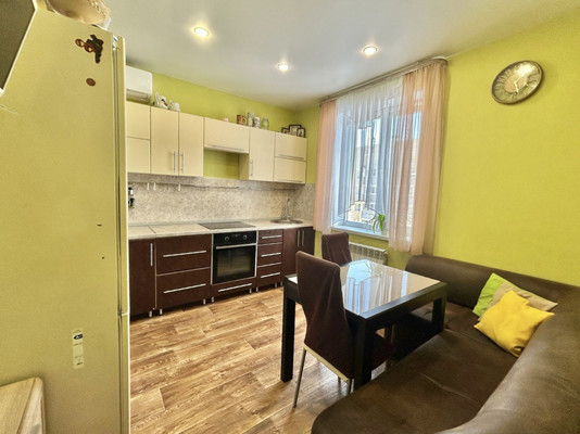 Продам однокомнатную (1-комн.) квартиру, Ладожская ул, 110, Пенза г