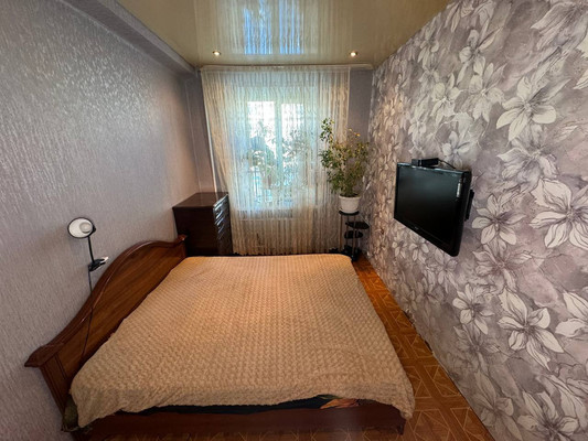 Продам двухкомнатную (2-комн.) квартиру, Ленина пр-кт, 26, Комсомольск-на-Амуре г