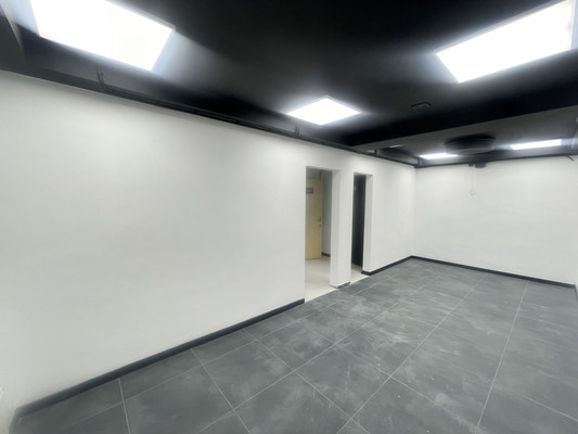 Продам коммерческое помещение 41 м2, Беланова ул, 10А, Калининград г