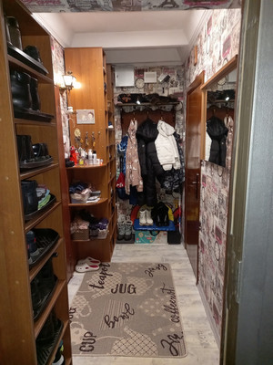Продам двухкомнатную (2-комн.) квартиру, Крупской ул, 64, Мурманск г