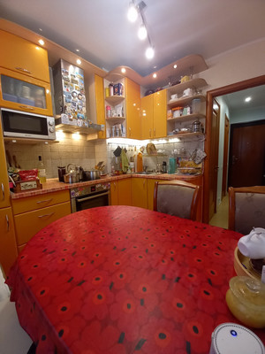 Продам трехкомнатную (3-комн.) квартиру, Крупской ул, 64, Мурманск г
