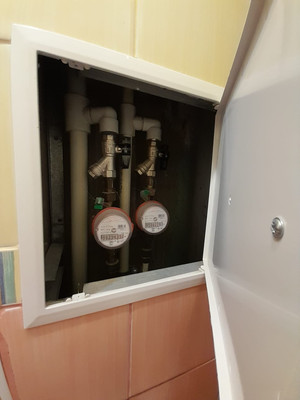 Продам трехкомнатную (3-комн.) квартиру, Крупской ул, 64, Мурманск г