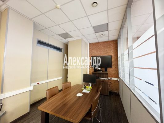 Сдам офисное помещение 105,8 м2, Барочная ул, 10к1, Санкт-Петербург г