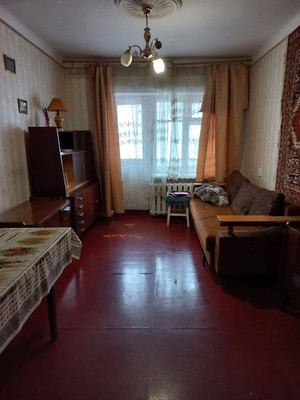 Продам двухкомнатную (2-комн.) квартиру, Генерала Захарова ул, 12, Симферополь г