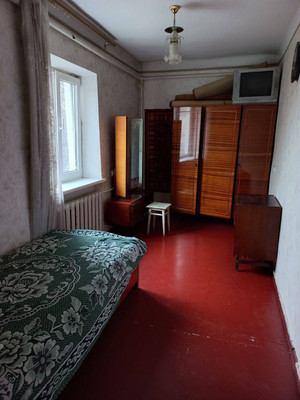 Продам двухкомнатную (2-комн.) квартиру, Генерала Захарова ул, 12, Симферополь г