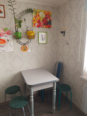 Продам двухкомнатную (2-комн.) квартиру, Авиации ул, 7, Семеновка с