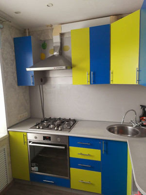 Продам двухкомнатную (2-комн.) квартиру, Авиации ул, 7, Семеновка с