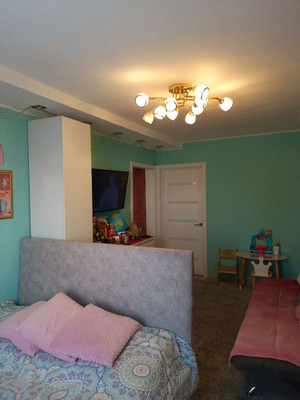 Продам двухкомнатную (2-комн.) квартиру, Авиации ул, 7, Семеновка с