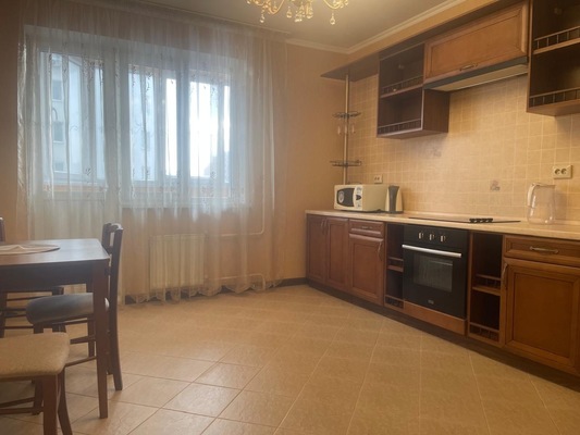 Сдам однокомнатную (1-комн.) квартиру, Первомайский пр-кт, 76к3, Рязань г