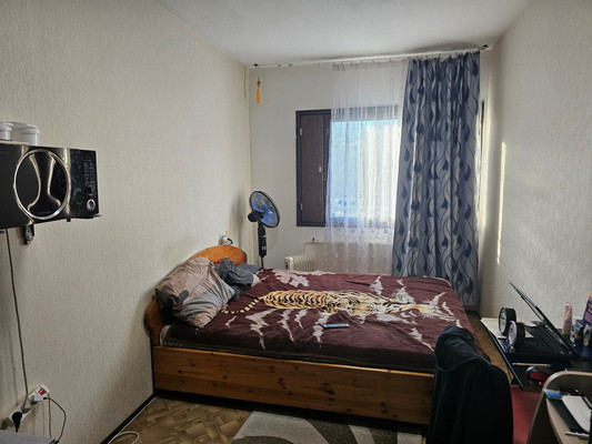 Продам комнату в 13-комн. квартире, Горняков пр-кт, 2кВ, Костомукша г