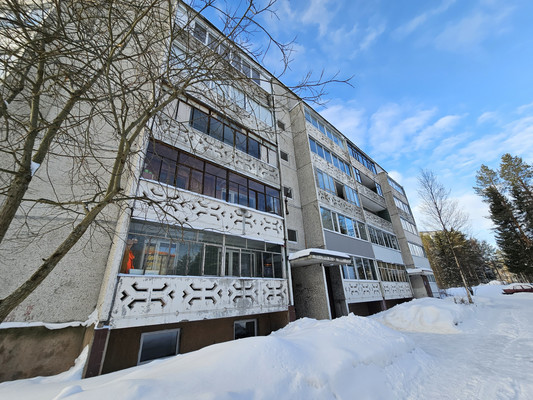 Продам двухкомнатную (2-комн.) квартиру, Калевала ул, 15, Костомукша г