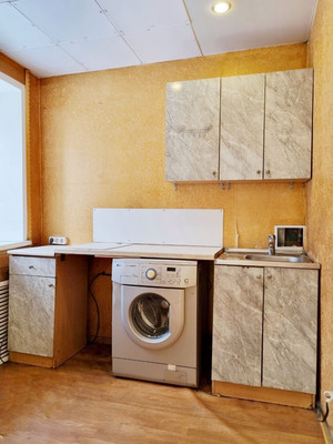 Продам двухкомнатную (2-комн.) квартиру, Советская ул, 67, Иркутск г