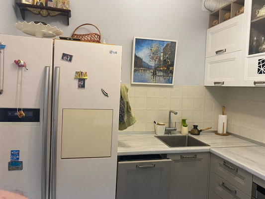 Продам двухкомнатную (2-комн.) квартиру, Сумской проезд, 8к1, Москва г