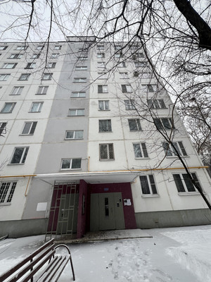 Продам двухкомнатную (2-комн.) квартиру, Сумской проезд, 8к1, Москва г