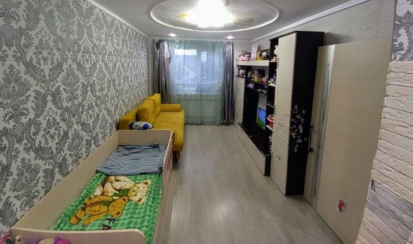 Продам однокомнатную (1-комн.) квартиру, Новгородский пр-кт, 8, Шушары п