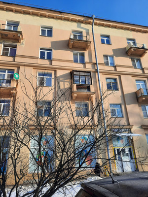 Продам комнату в 4-комн. квартире, Заводская ул, 35, Понтонный п