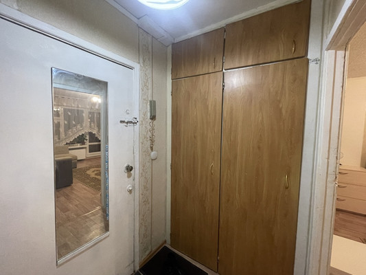Продам однокомнатную (1-комн.) квартиру, Молдагуловой ул, 22к3, Москва г