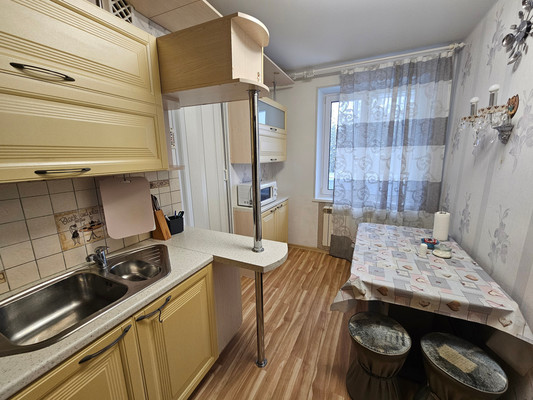 Продам двухкомнатную (2-комн.) квартиру, Калевала ул, 15, Костомукша г