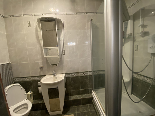 Продам многокомнатную квартиру, 60 лет Октября ул, 19а, Нижневартовск г