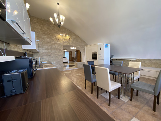 Продам многокомнатную квартиру, 60 лет Октября ул, 19а, Нижневартовск г