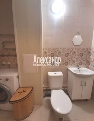 Продам однокомнатную (1-комн.) квартиру, Ветеранов пр-кт, 169к3, Санкт-Петербург г