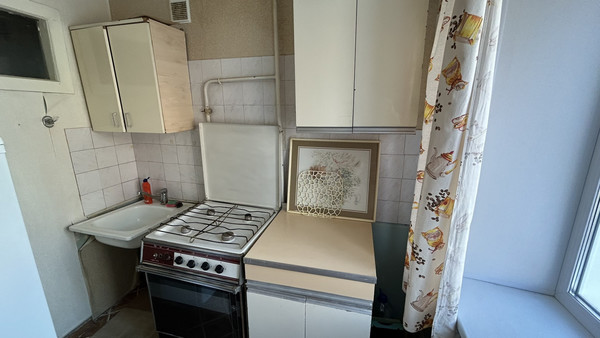 Продам однокомнатную (1-комн.) квартиру, Мира ул, 36, Киров г