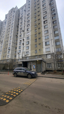 Продам двухкомнатную (2-комн.) квартиру, Загородное ш, 4к2, Москва г