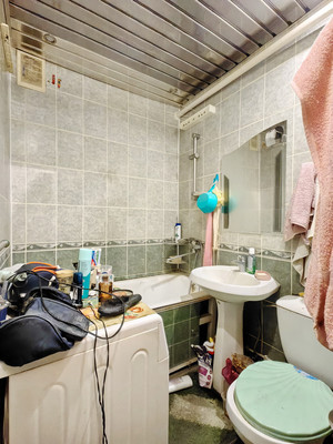 Продам двухкомнатную (2-комн.) квартиру, Центральная ул, 160к6, Серпухов г