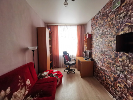 Продам многокомнатную квартиру, Мира ул, 10, Большое Грызлово д