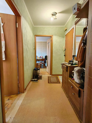 Продам двухкомнатную (2-комн.) квартиру, Химиков ул, 35, Серпухов г