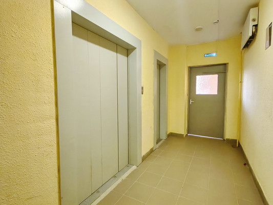 Продам однокомнатную (1-комн.) квартиру, Центральная ул, 33, Пролетарский рп