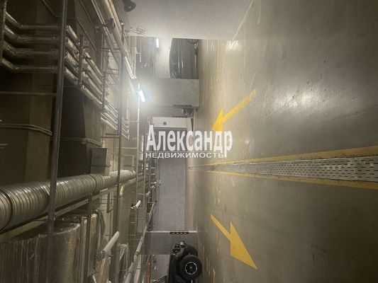 Сдам гараж 15 м2, Нейшлотский пер, 3, Санкт-Петербург г