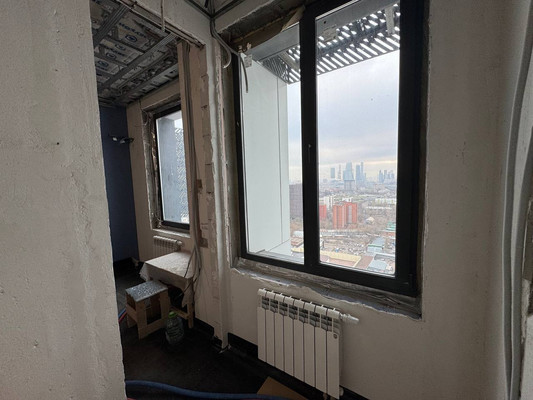 Продам трехкомнатную (3-комн.) квартиру, Зорге ул, 9к2, Москва г