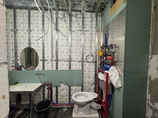 Продам трехкомнатную (3-комн.) квартиру, Зорге ул, 9к2, Москва г