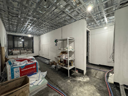 Продам трехкомнатную (3-комн.) квартиру, Зорге ул, 9к2, Москва г