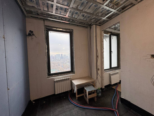 Продам трехкомнатную (3-комн.) квартиру, Зорге ул, 9к2, Москва г