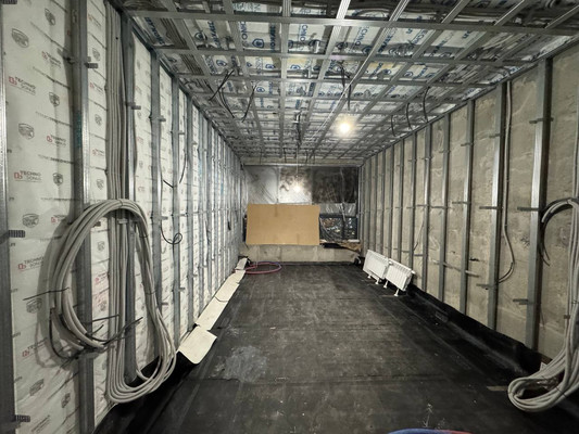 Продам трехкомнатную (3-комн.) квартиру, Зорге ул, 9к2, Москва г