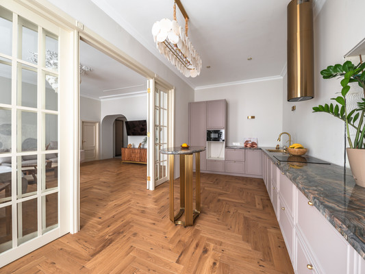 Продам трехкомнатную (3-комн.) квартиру, Зверинская ул, дом 17А, Санкт-Петербург г