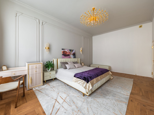 Продам трехкомнатную (3-комн.) квартиру, Зверинская ул, дом 17А, Санкт-Петербург г