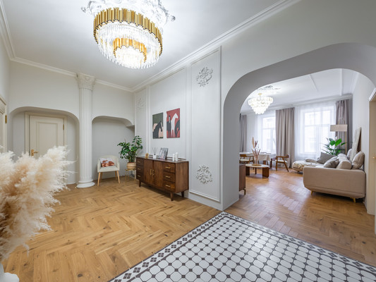 Продам трехкомнатную (3-комн.) квартиру, Зверинская ул, дом 17А, Санкт-Петербург г