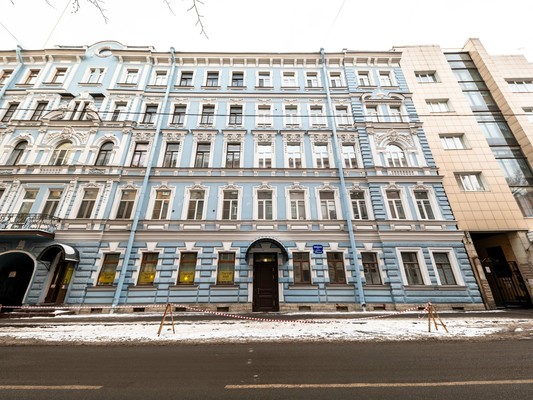Продам трехкомнатную (3-комн.) квартиру, Зверинская ул, дом 17А, Санкт-Петербург г